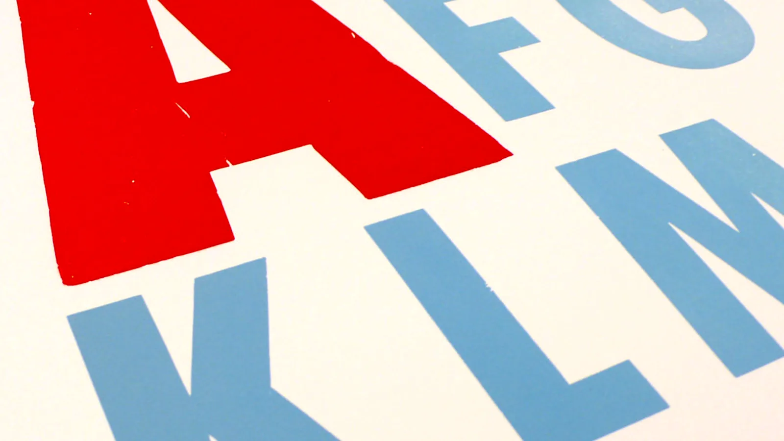 Large printed letterforms from a type specimen